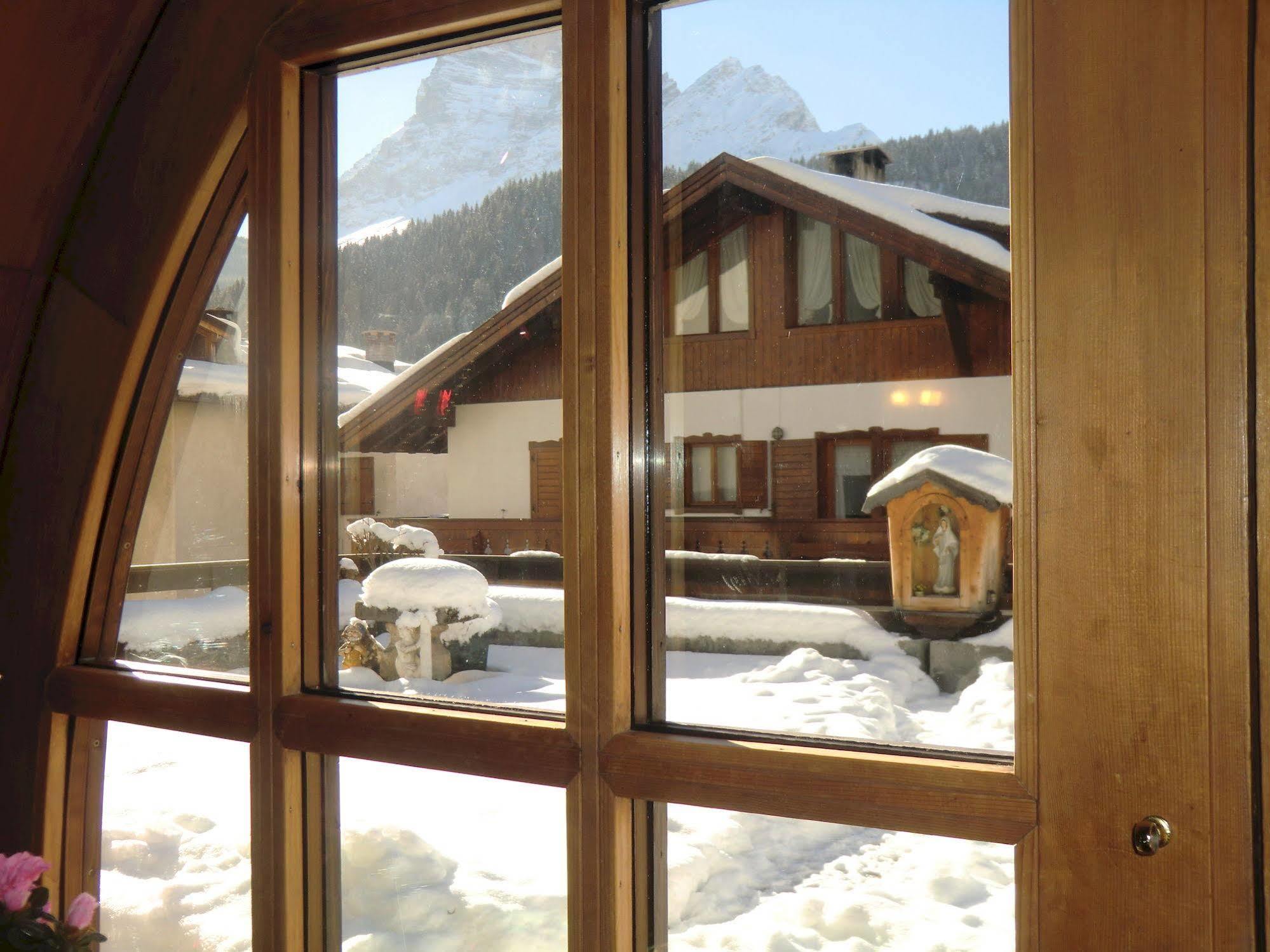 Hotel Alemagna San Vito di Cadore Exterior photo